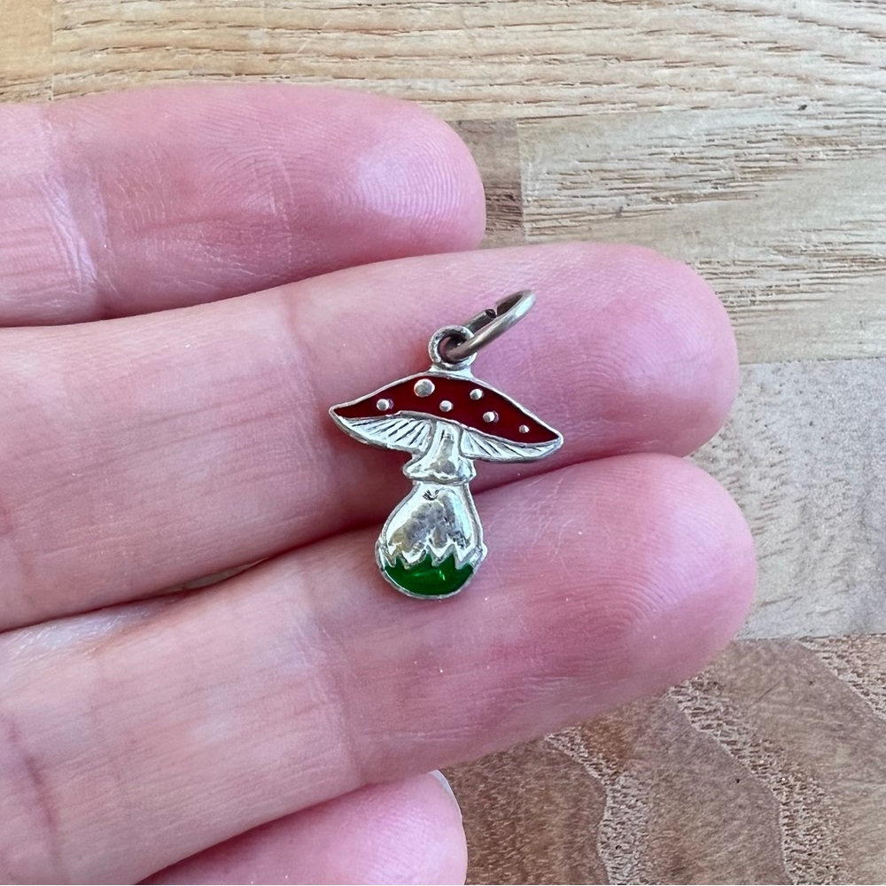 Vintage silver enamel mushroom charm